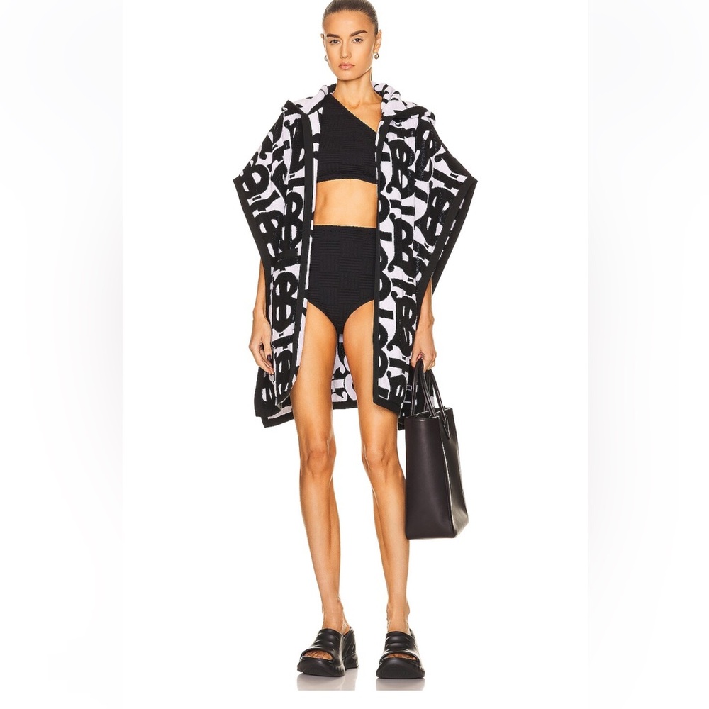 Burberry Carla Cape